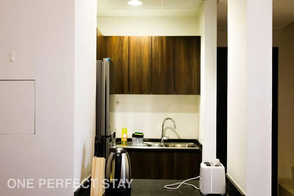 Elegant & Inviting 3Br Villa Townhouse Dubai Apartment