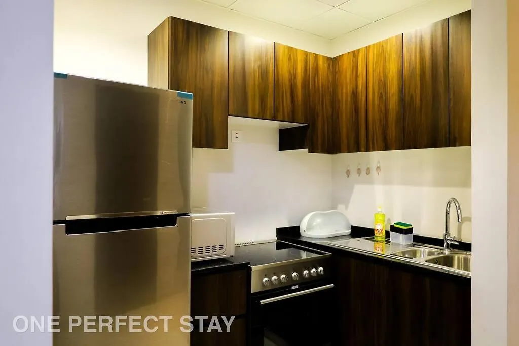 Elegant & Inviting 3Br Villa Townhouse Dubai Apartment
